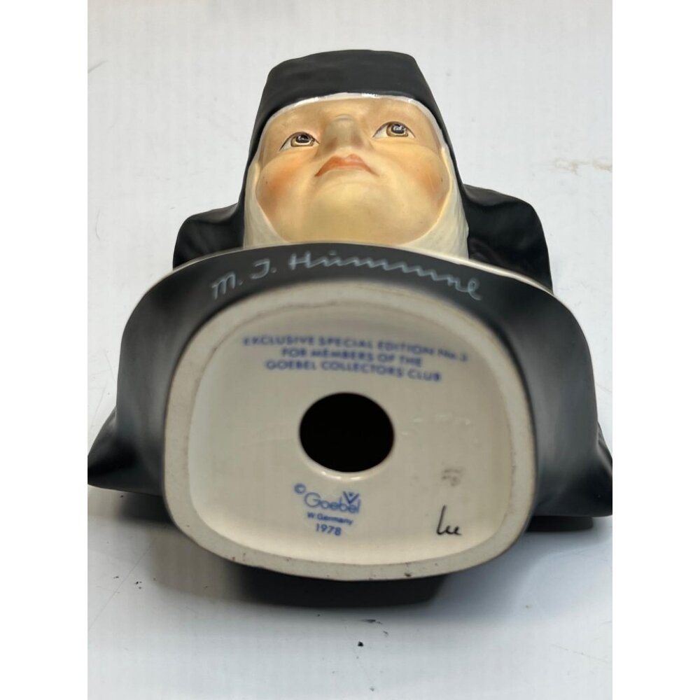Goebel Hummel Nun Head Vase 1978 German Porcelain Black Collectible Home Decor - Picture 2 of 3
